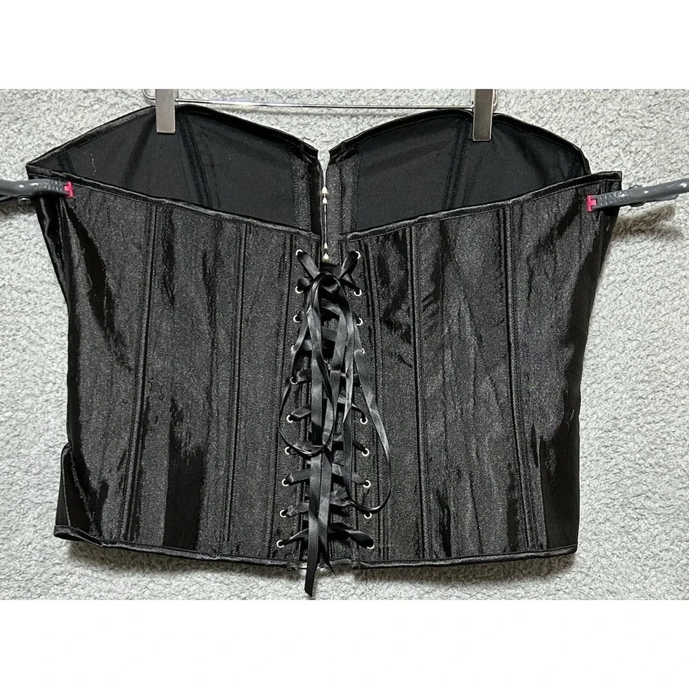 Daisy Corsets Black Satin Lace Up Back & Clasp Up Front Corset SIZE 6XL‎ NEW